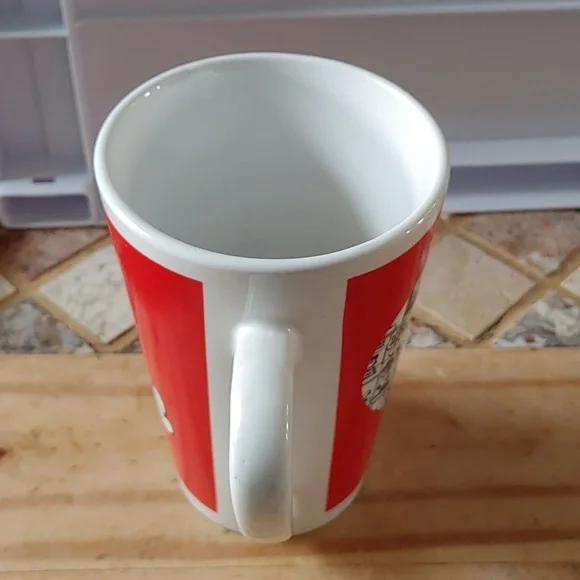 Peanuts Snoopy mug - Picture 4 of 4